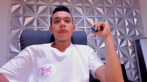 Maximus online show from December 12, 7:15 pm