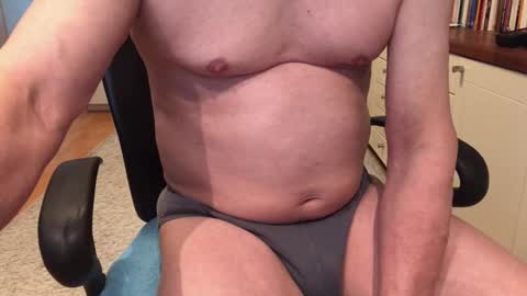 Max online show from March 18, 7:33 am