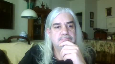 Manu online show from December 24, 7:33 pm