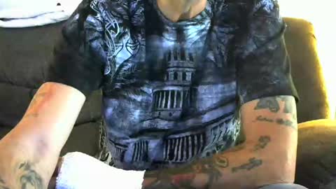 me at home online show from December 27, 2:12 pm