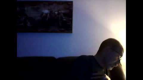 me at home online show from December 5, 12:22 pm