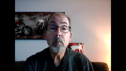 me at home online show from December 22, 4:27 pm