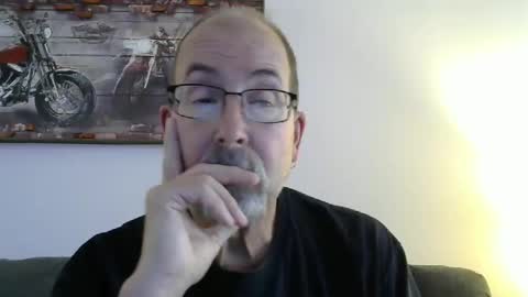 me at home online show from January 15, 2:13 pm