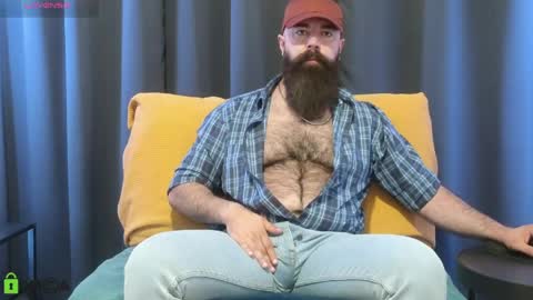Meaty Roll online show from May 19, 11:38 am