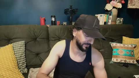 megan2525 online show from May 3, 6:10 pm