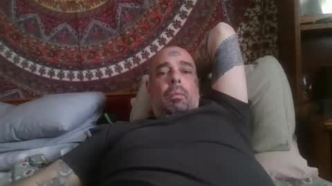 michawolf96 online show from May 3, 2:09 pm