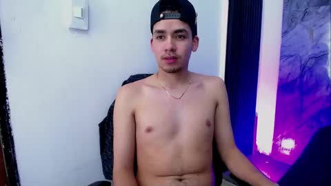 Mike 0233 online show from February 27, 11:47 pm