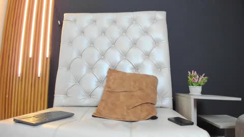 Michael online show from February 17, 11:20 pm