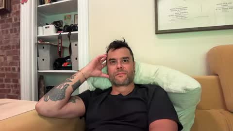 mikitis81 online show from July 4, 3:20 am