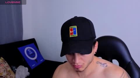 MIKKE online show from February 10, 2:44 pm