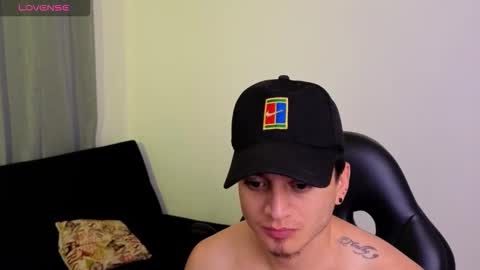 MIKKE online show from February 14, 2:23 pm