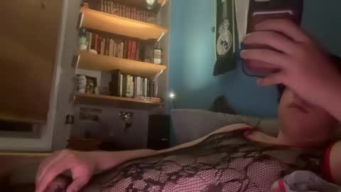 milannnnn online show from May 21, 4:52 am
