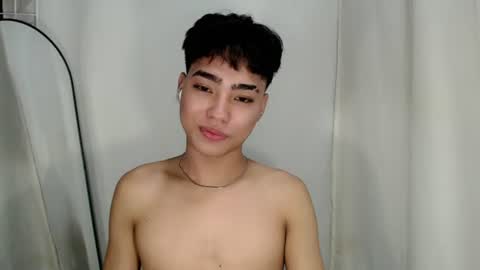 mingkla_man online show from July 14, 2:12 pm