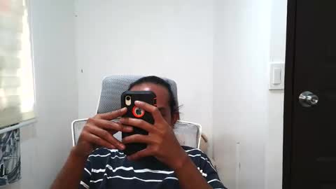 morenakaye online show from April 1, 2:02 am