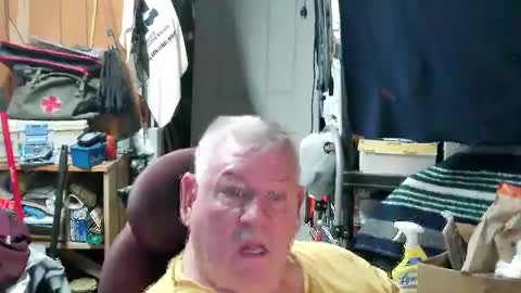 mr_canoe_licker_69 online show from January 14, 1:17 pm