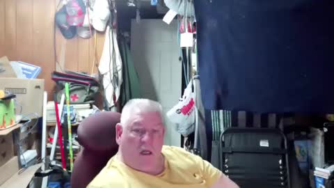 mr_canoe_licker_69 online show from December 20, 3:00 pm