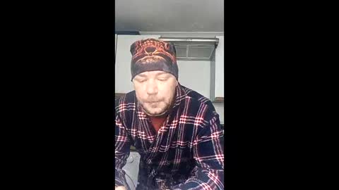 mr_i_ online show from April 1, 9:11 am