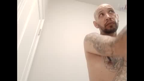 mrbig1_lilbrat online show from April 4, 3:58 am