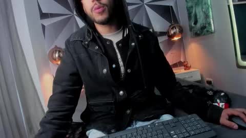 mrdeviil online show from September 17, 12:39 pm