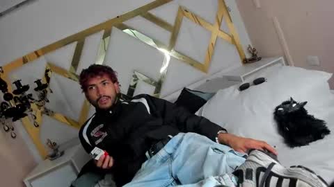 mrdeviil online show from October 21, 9:06 pm