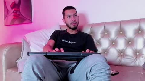 Andy online show from March 31, 6:53 pm