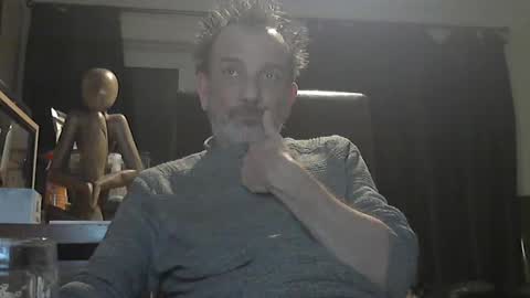 munch10 online show from March 1, 8:42 pm