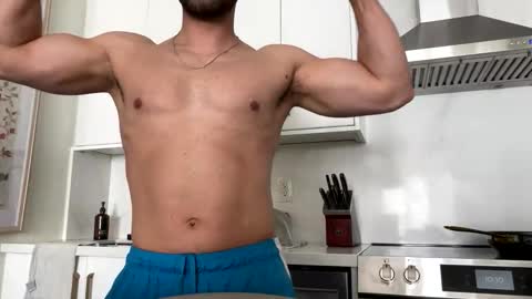 muscles4same online show from May 17, 2:13 pm