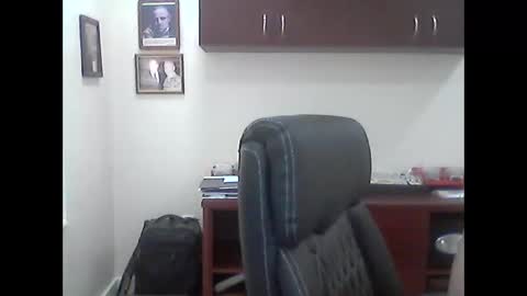 myminiweenie online show from April 2, 1:41 pm