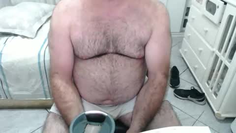 mysterbearmg online show from February 22, 3:08 am