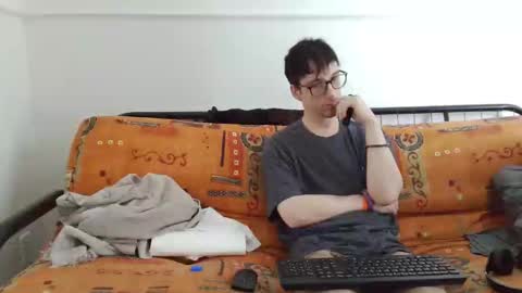 a Ordinary Boy online show from February 20, 3:47 pm