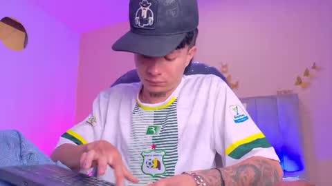 Nascary Fox online show from July 11, 1:02 pm
