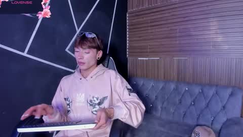 NATHAN online show from February 18, 5:05 am