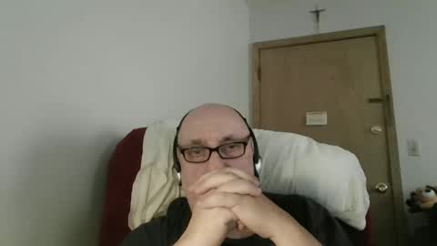 Tom online show from June 6, 8:48 pm