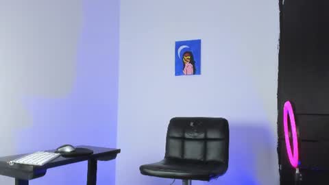neitan online show from June 11, 3:21 pm