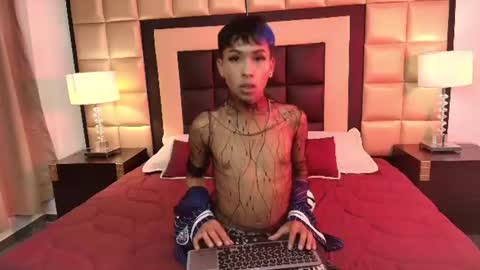neoxangel69 online show from July 1, 3:29 am