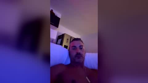 newlove13 online show from July 18, 7:41 pm