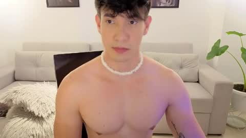   online show from May 15, 11:24 pm