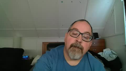 niceguy7208 online show from June 6, 3:18 pm
