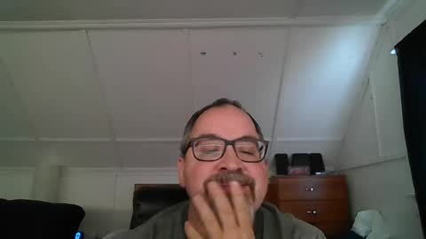 niceguy7208 online show from July 12, 4:31 pm