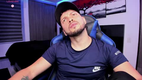 Nick Klaus online show from April 1, 12:45 am