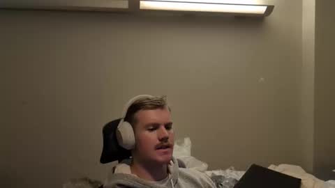 nickwetcock online show from October 16, 1:13 am