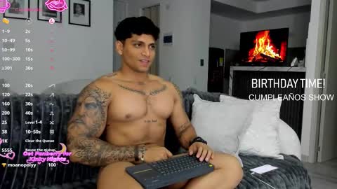 nicolas_montoya online show from January 16, 4:26 am