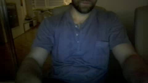 nieznajomy33 online show from July 2, 8:04 pm