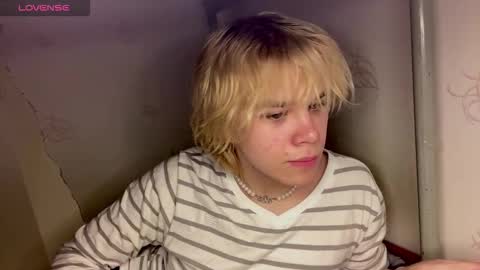 nikolasbucks online show from February 16, 8:40 pm