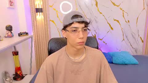    online show from June 12, 4:22 am