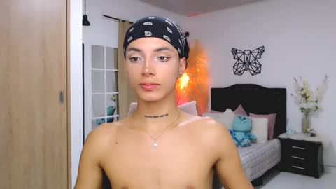 Nilam online show from February 22, 3:45 am