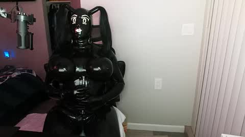 niteowl4 online show from April 2, 5:16 am