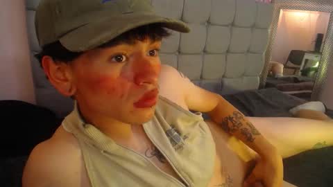 noah_victoria online show from February 20, 6:26 am