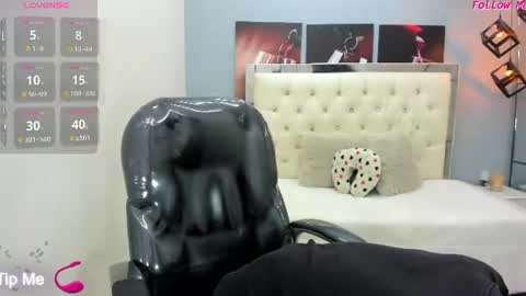 Noha Scott online show from July 11, 10:45 pm