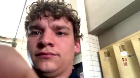 Curly  online show from April 26, 8:27 pm